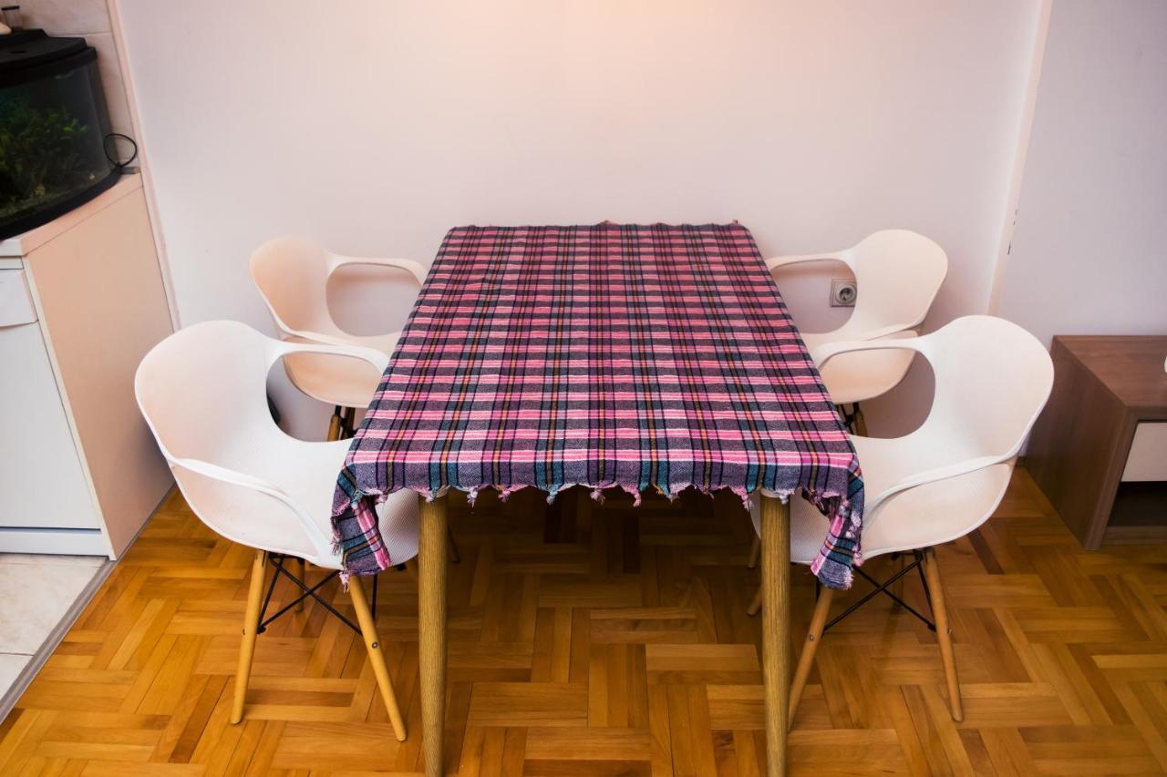 Apartment Aleksija Ni Extérieur photo