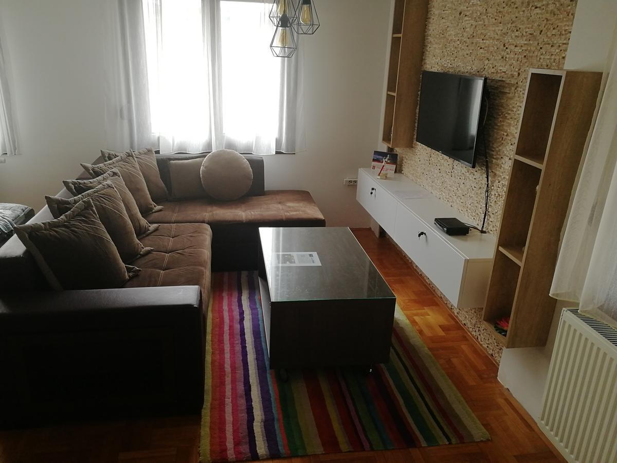 Apartment Aleksija Ni Extérieur photo